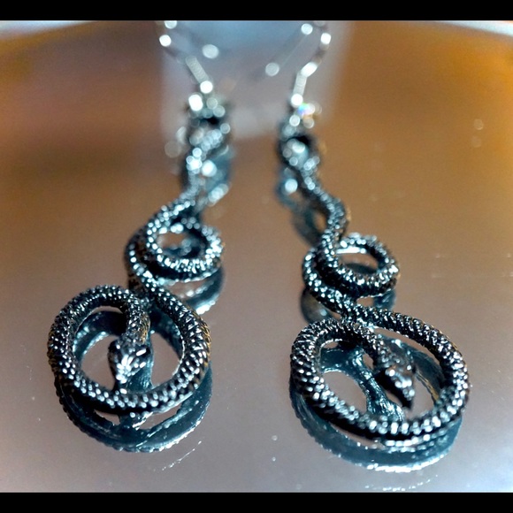 Black Enamel Snake Earrings & Red Crystal Eyes - Picture 4 of 4